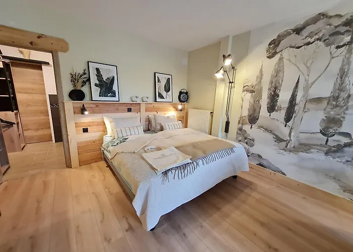 1, La Perpontaise Bed & Breakfast